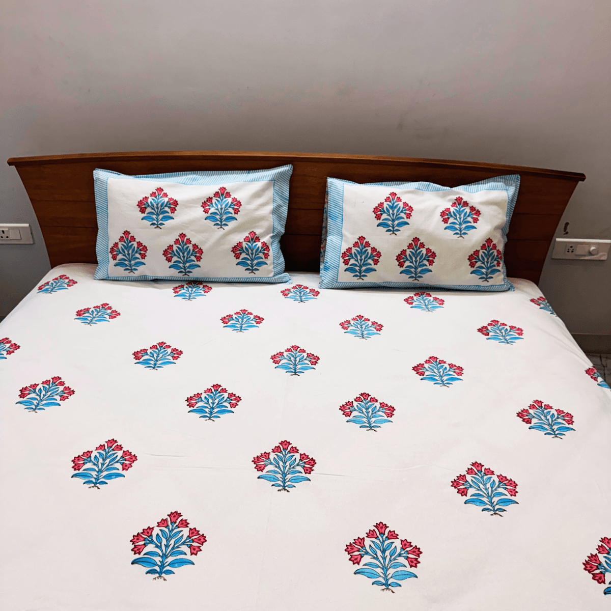 Ananya Block Print Bedsheet Set, King Size, 108" x 108" - Coral Slub -